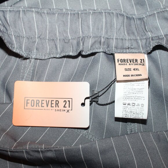 Forever 21 Plus WIde Leg Grey Pinstriped Pants Size 4X NWT - Picture 11 of 12